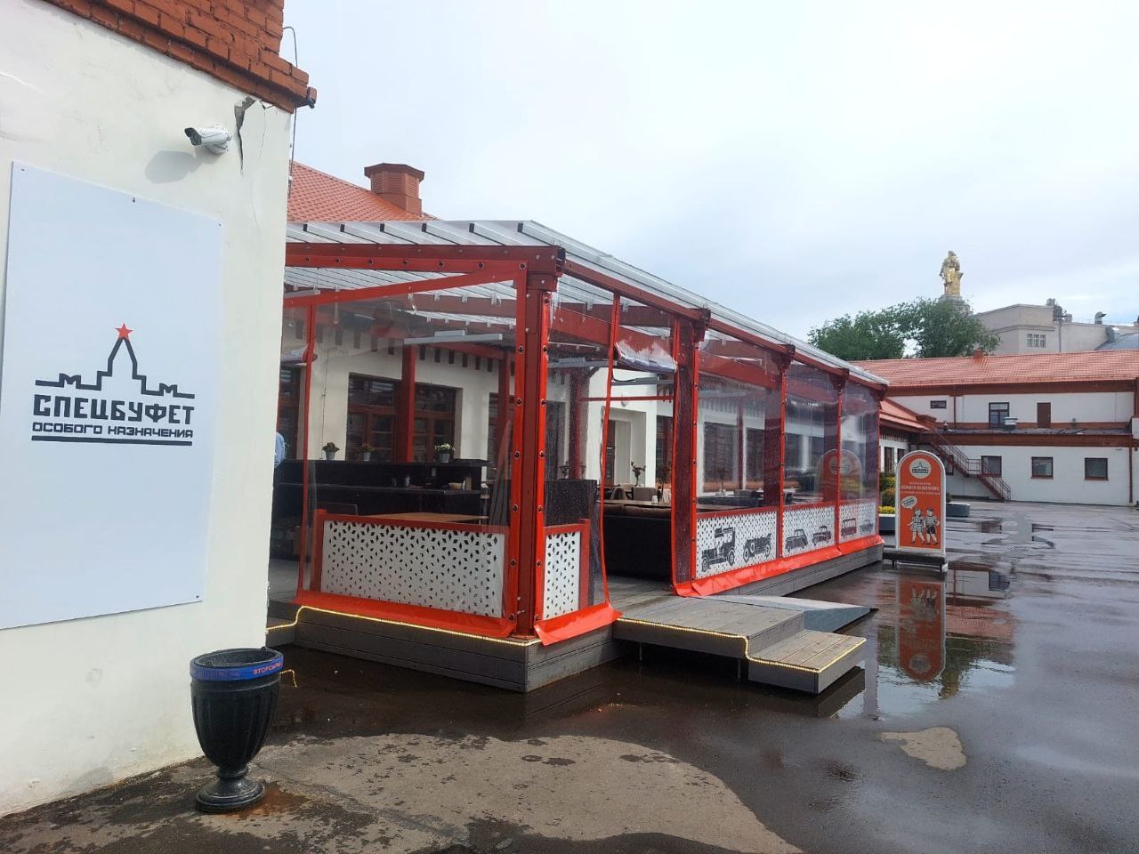 ПВХ шторы для летней террасы кафе в Дубне